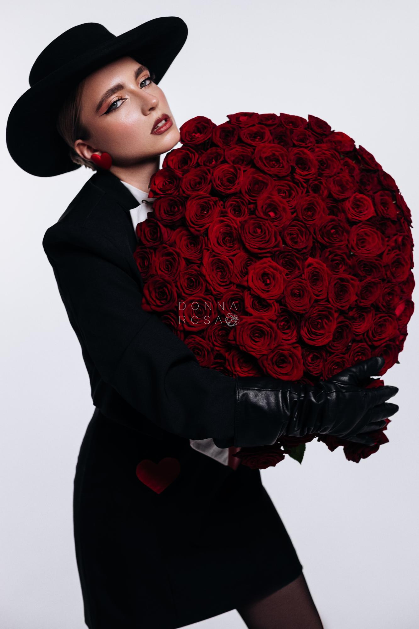 Букет из 101 красной розы Ред Наоми