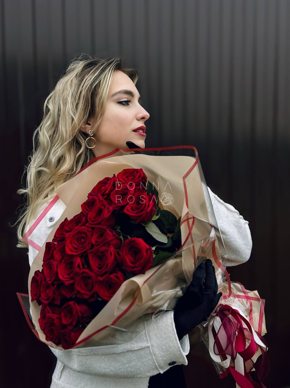 Букет из 25 красных роз Ред Наоми (Red Naomi) Букет из 25 красных роз Ред Наоми (Red Naomi)