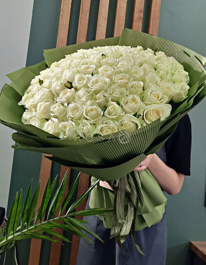 Букет из 101 белой розы Аваланж (Avalanche)
