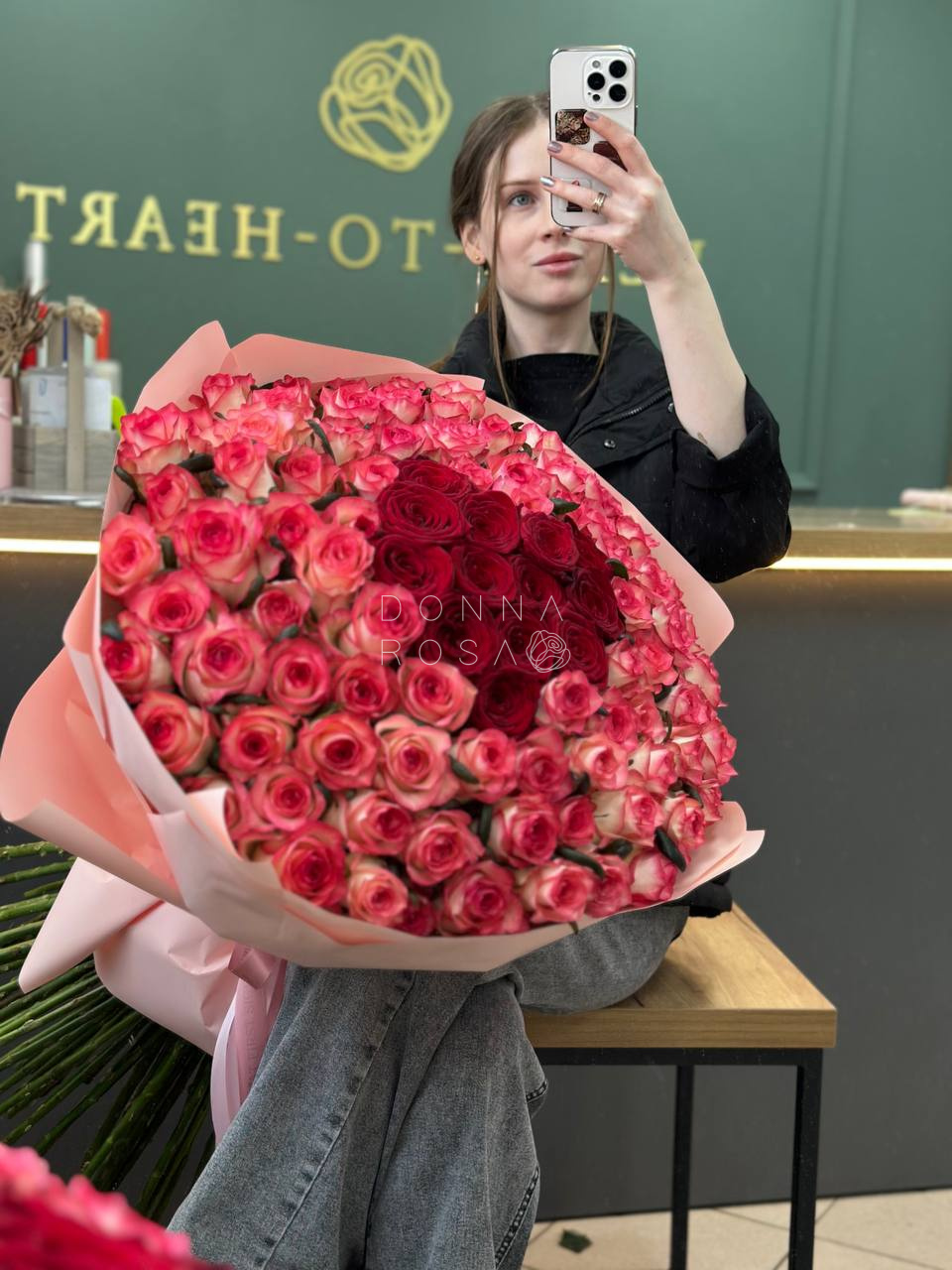 Букет сердце из 101 розы 