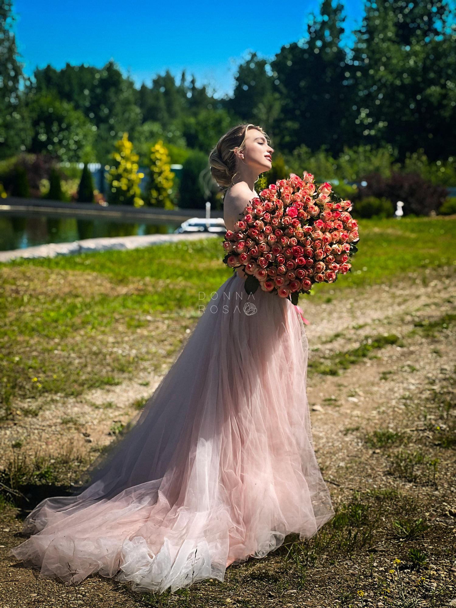 101 роза Джумилия под ленту