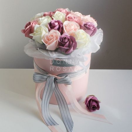 Композиция из мыльных роз