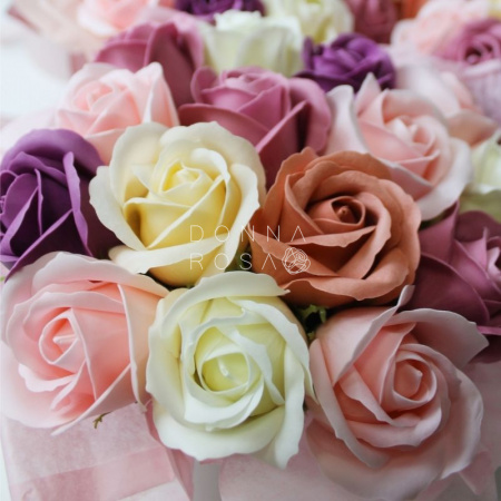 Композиция из мыльных роз 