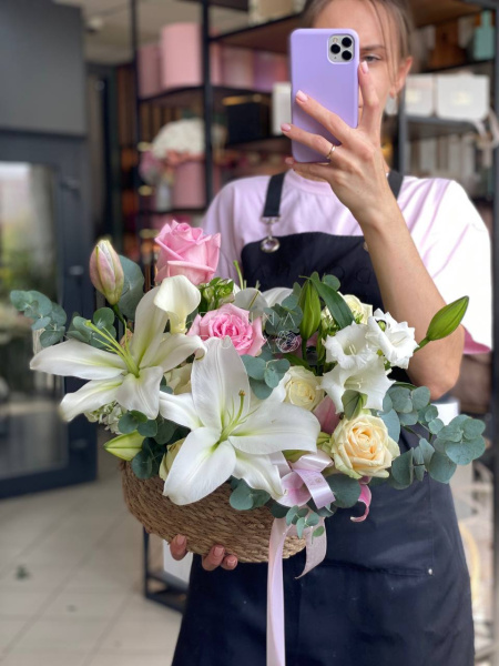 Корзина "Лилия"