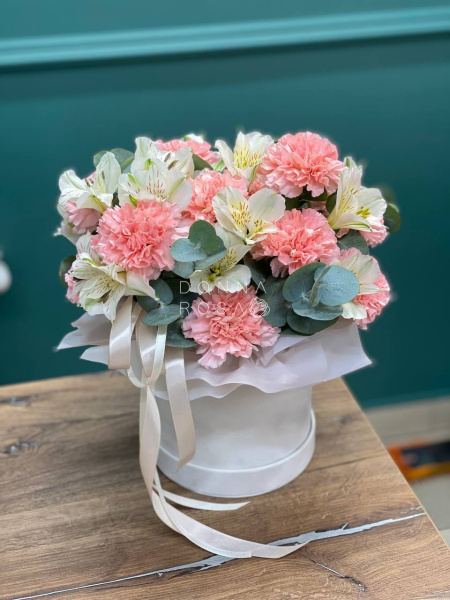 Композиция "Цветочная симфония"