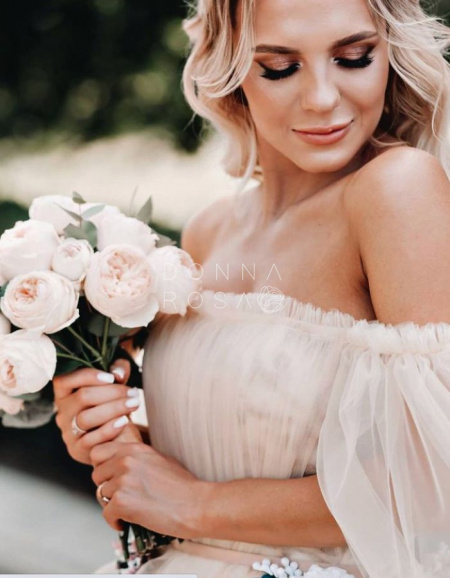 Свадебный букет "You are my world"