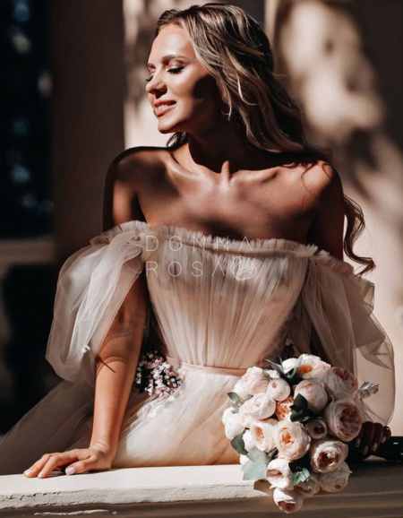 Свадебный букет "You are my world"