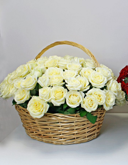 Корзина из 151 розы Avalanche